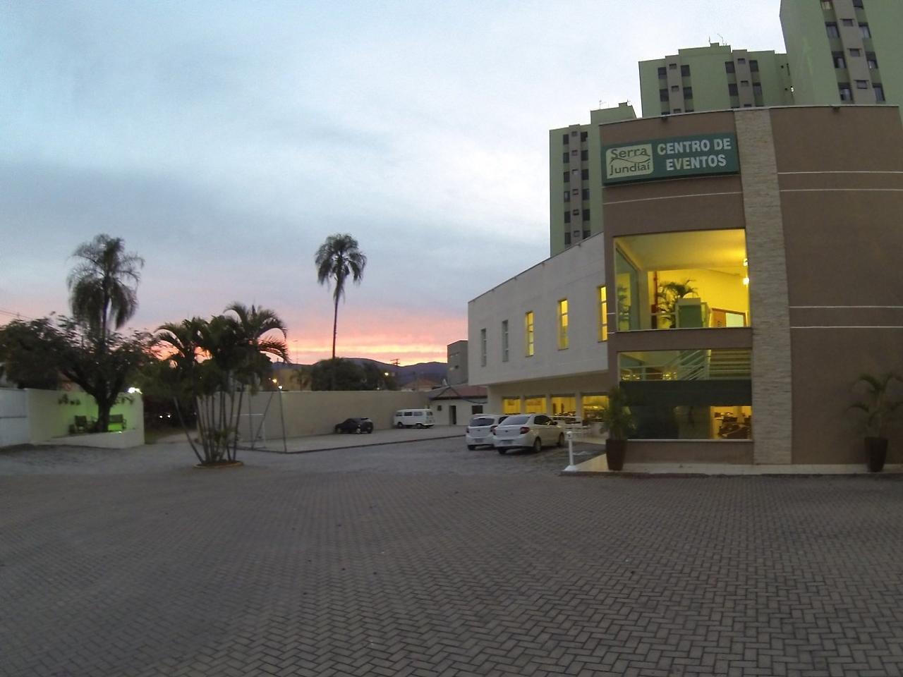Hotel Serra De Жундиаи Экстерьер фото