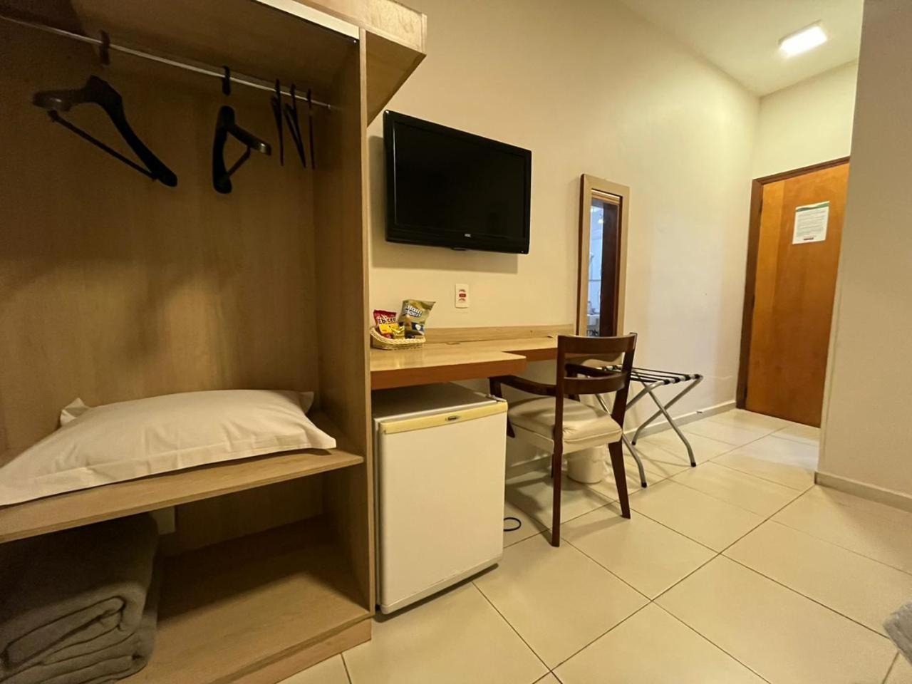 Hotel Serra De Жундиаи Экстерьер фото